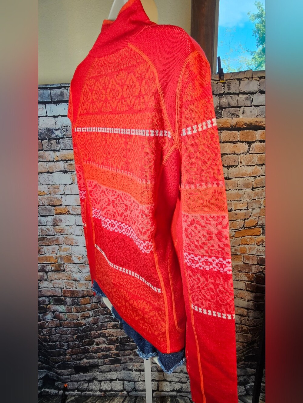 Icelandic Design Haley Half Zip Sweater Women's Sz L Red 100% Merino Wool NWT - Picture 5 of 9
